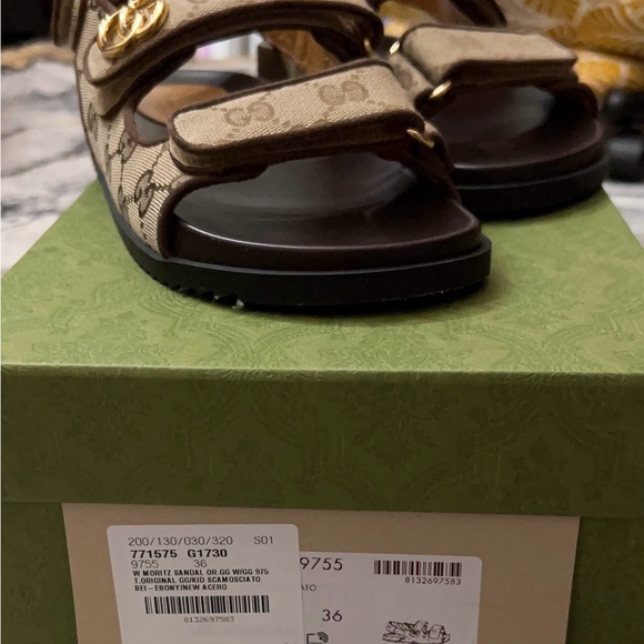 GUCCI Women’s double G sandal Size 6 - Picture 6 of 9